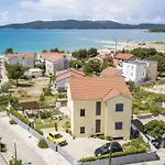 Two Bedroom With Terrace Cvita A2 شيبينيك