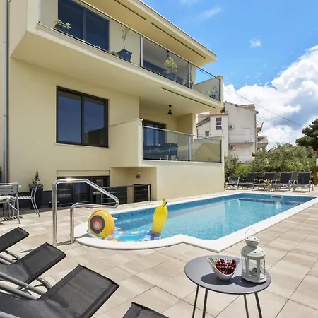 Two Bedroom With Terrace Cvita A2 * Sibenik