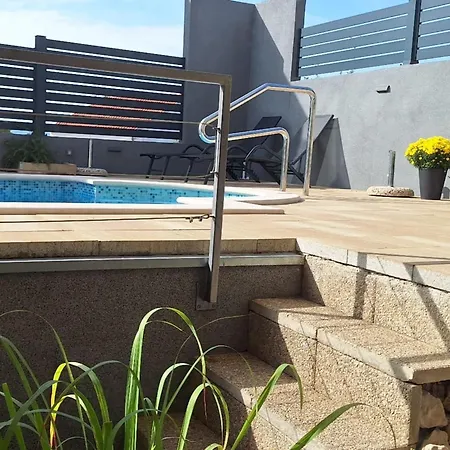 Apartman Two Bedroom With Terrace Cvita A2