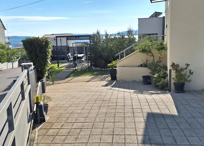 Apartament Two Bedroom With Terrace Cvita A2