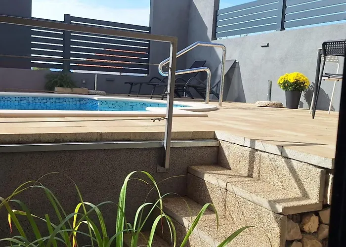 Διαμέρισμα Two Bedroom With Terrace Cvita A2