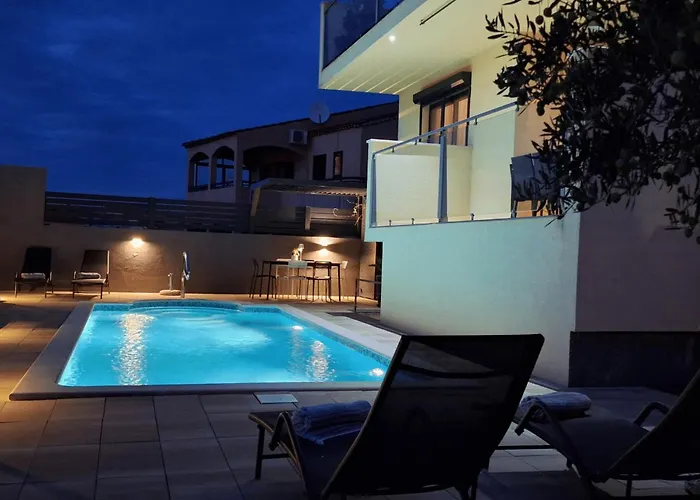 Apartament Two Bedroom With Terrace Cvita A2 Szybenik